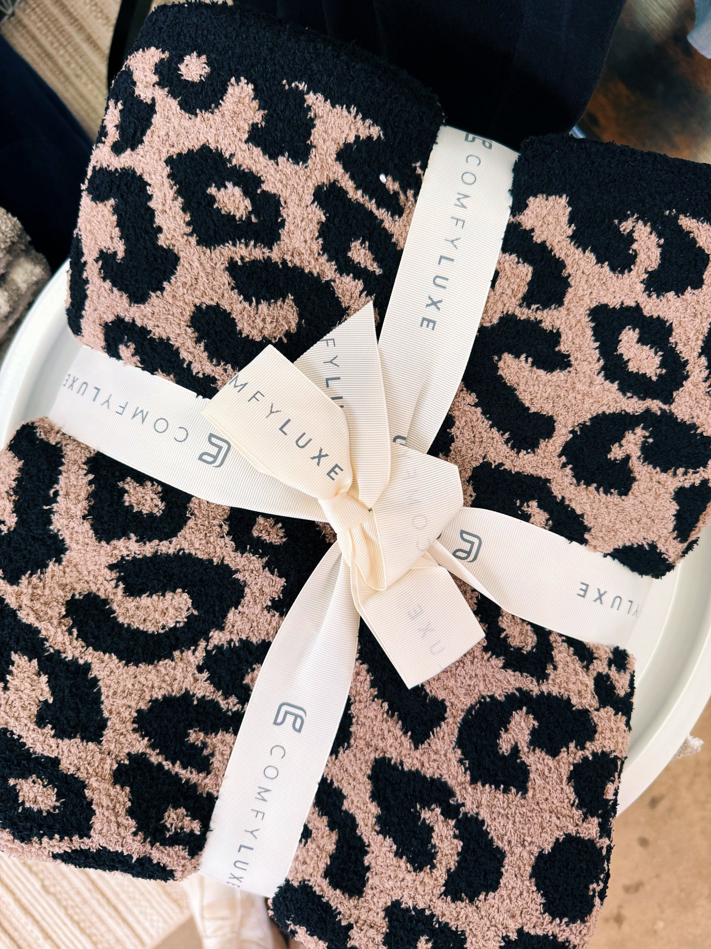 Dupe Cheetah Blanket